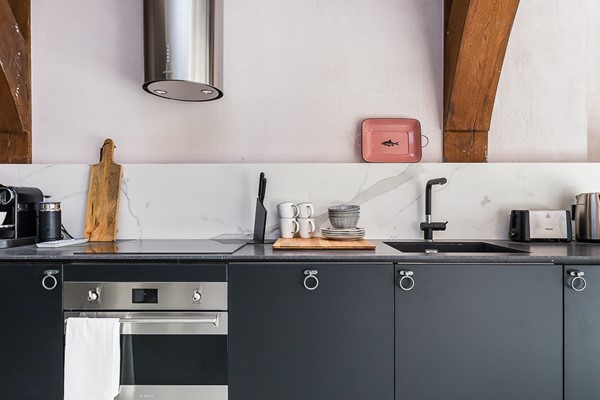 Medium property photo - Warmoesstraat 50G, 1012 JE Amsterdam